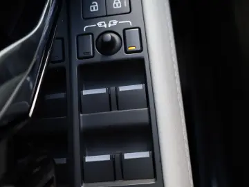 Land Rover Range Rover Evoque 1.5 P300E 309cp PHEV R-Dynamic