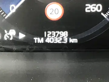 Volvo XC 90 B5 MHEV AWD 5 locuri Inscription