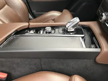 Volvo XC 90 B5 MHEV AWD 5 locuri Inscription