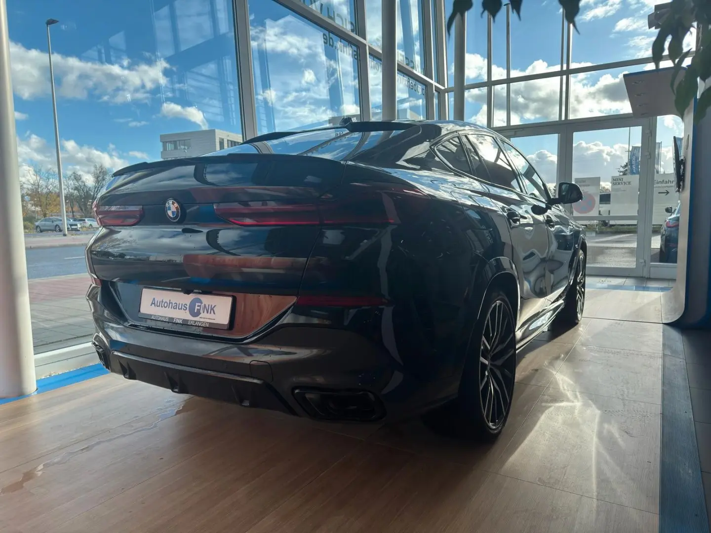 X6 xDrive 40i M Sport Pro 22  Soft Sky H K