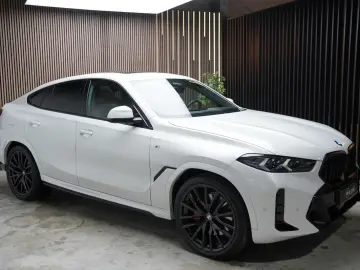 BMW X6 xDrive 30d M-Sport   HuD   Pano