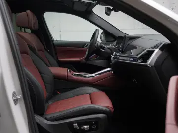 BMW X6 xDrive 30d M-Sport   HuD   Pano