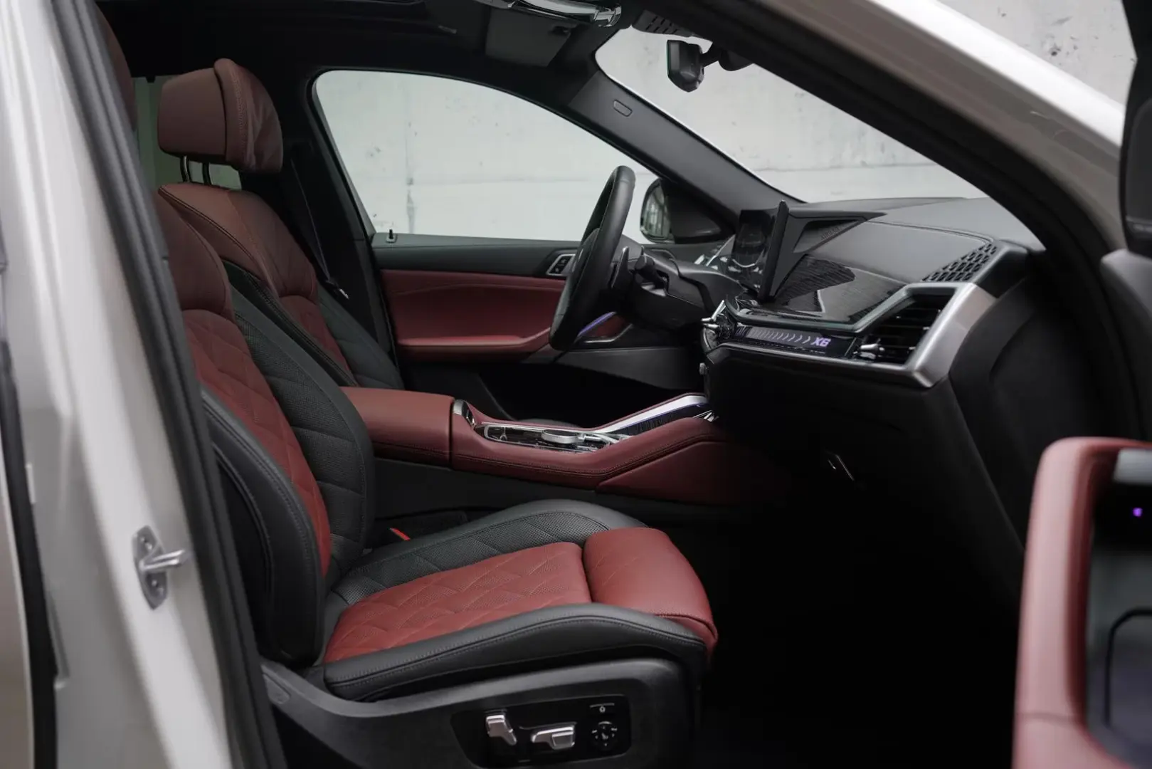 BMW X6 xDrive 30d M-Sport   HuD   Pano