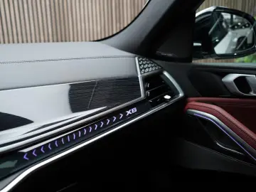 BMW X6 xDrive 30d M-Sport   HuD   Pano