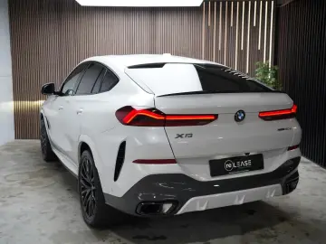 BMW X6 xDrive 30d M-Sport   HuD   Pano