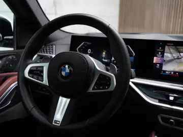 BMW X6 xDrive 30d M-Sport   HuD   Pano