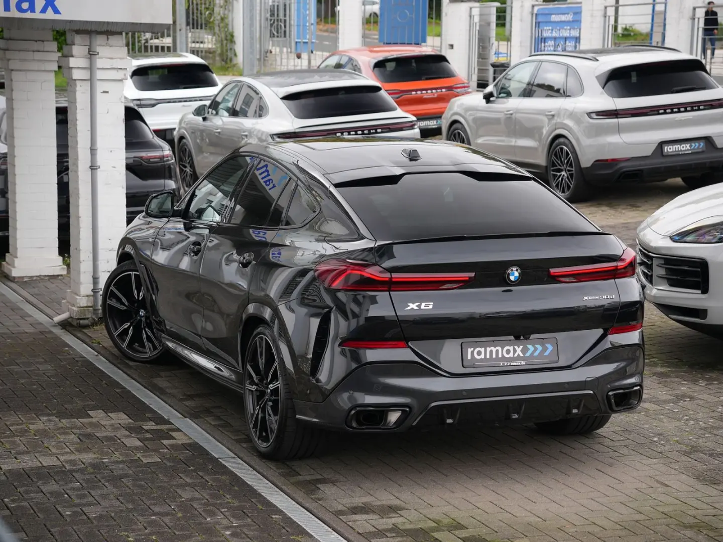 X6 xDrive30d M SPORT PRO-LUFTF.-PANO-SILVERSTONE