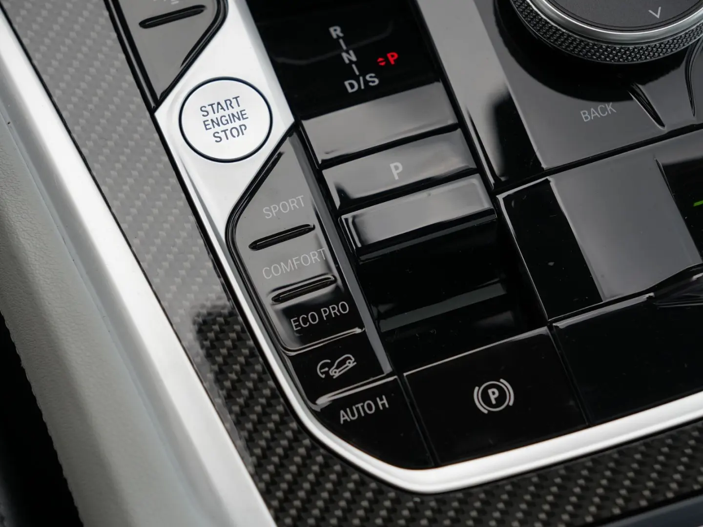 X6 xDrive30d M SPORT PRO-LUFTF.-PANO-SILVERSTONE