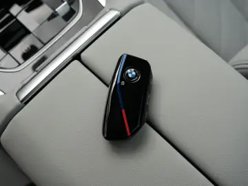 X6 xDrive30d M SPORT PRO-LUFTF.-PANO-SILVERSTONE