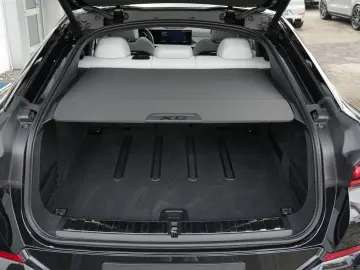 X6 xDrive30d M SPORT PRO-LUFTF.-PANO-SILVERSTONE