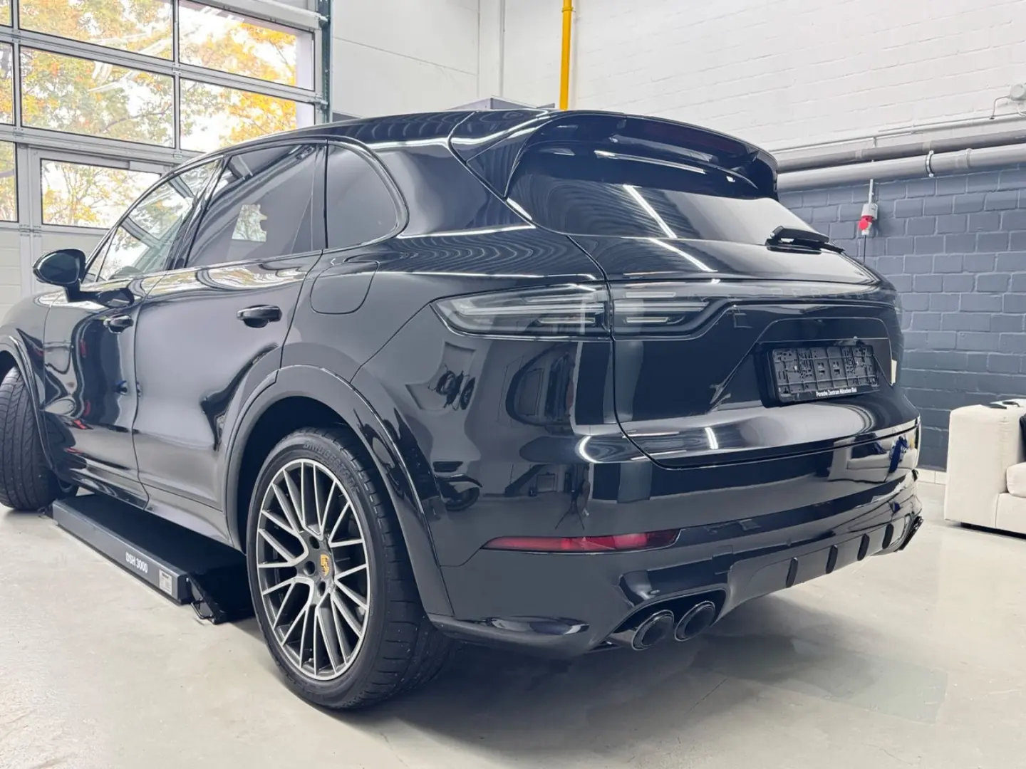 Cayenne Hybrid SportDesign Headup Pano Sitzluft