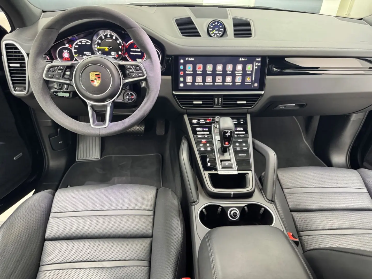 Cayenne Hybrid SportDesign Headup Pano Sitzluft