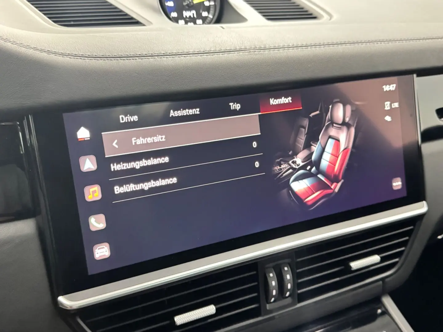 Cayenne Hybrid SportDesign Headup Pano Sitzluft