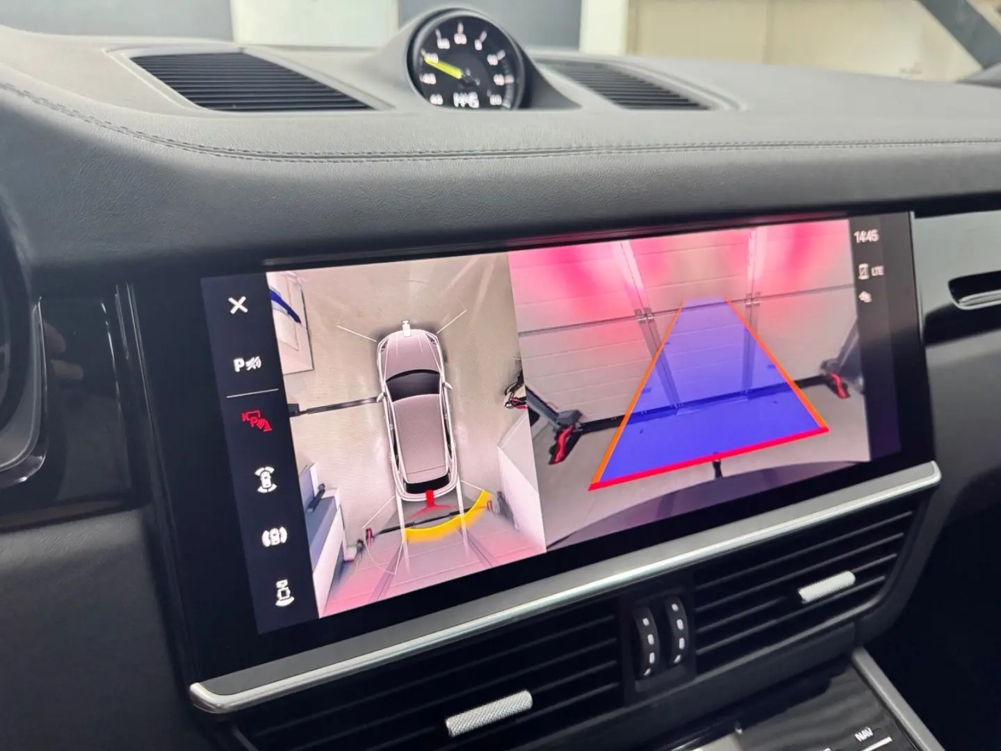 Cayenne Hybrid SportDesign Headup Pano Sitzluft