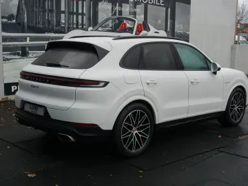 Cayenne E-Hybrid HAL AHK Pano Sitzbelüftung