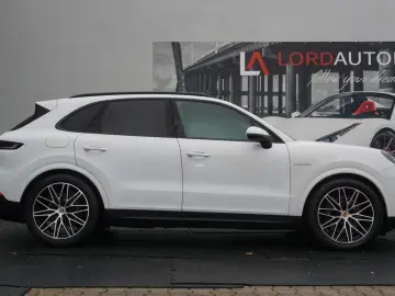 Cayenne E-Hybrid HAL AHK Pano Sitzbelüftung