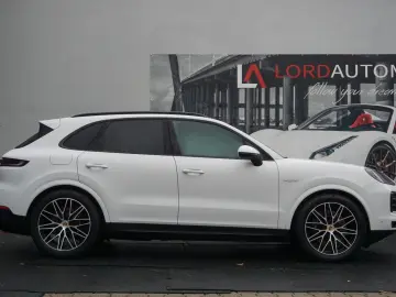 Cayenne E-Hybrid HAL AHK Pano Sitzbelüftung