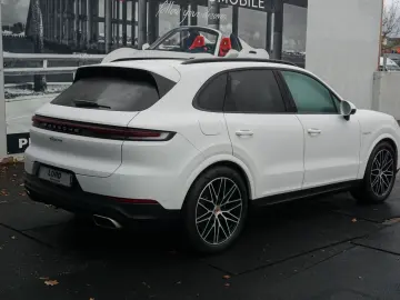 Cayenne E-Hybrid HAL AHK Pano Sitzbelüftung