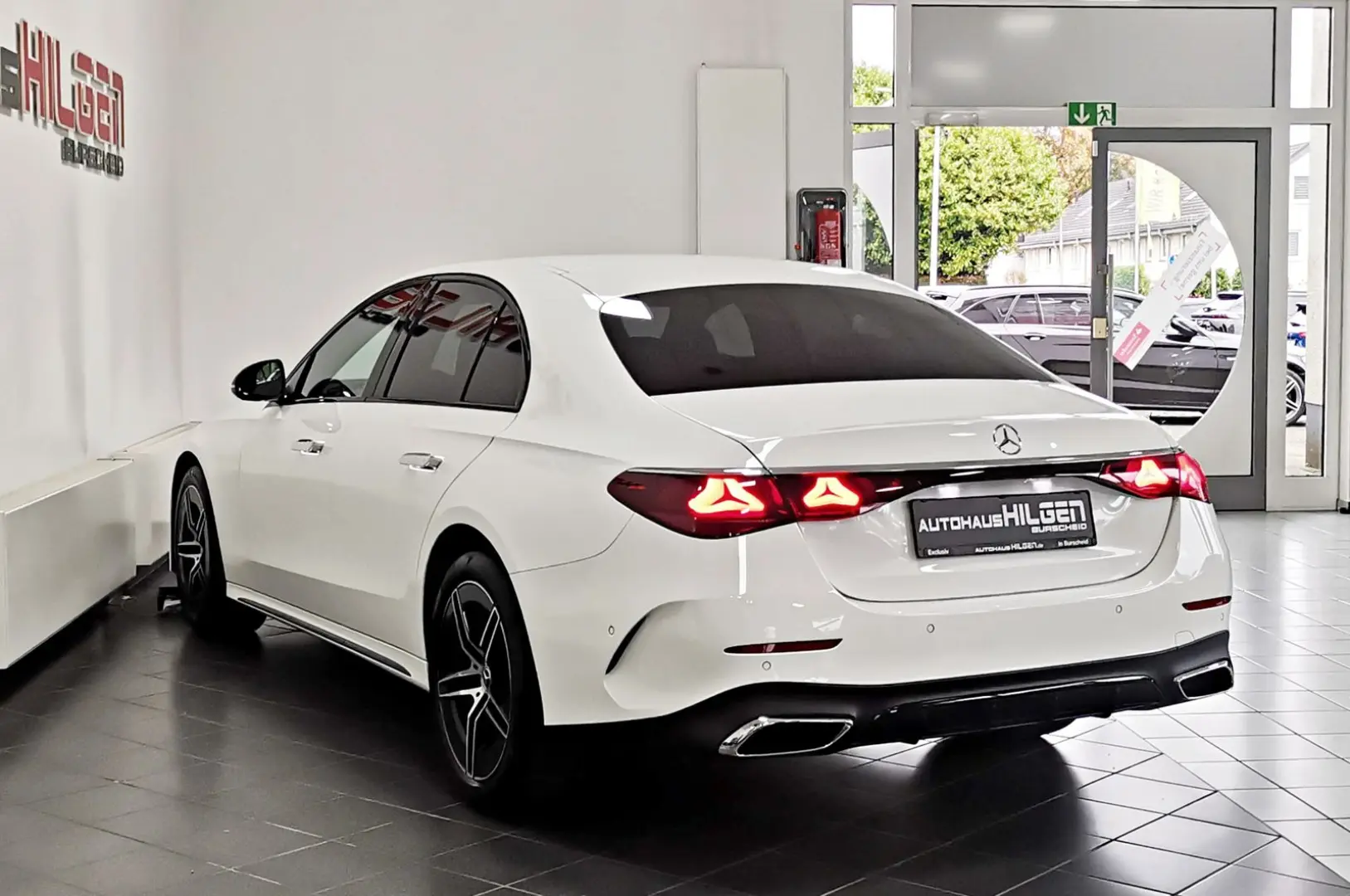 E 200 AMG Line Lim JungeSterne R.Kam Ambiente-Be