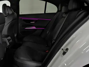 E 200 AMG Line Lim JungeSterne R.Kam Ambiente-Be
