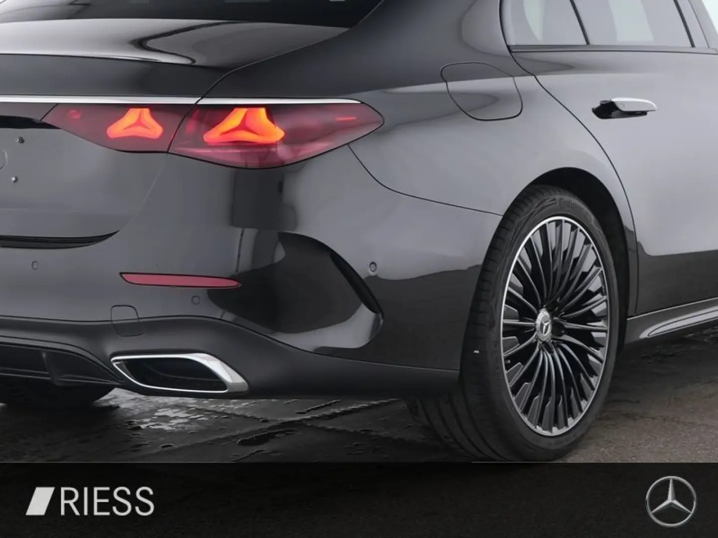 E 200 AMG Sport Night Distr Pano AHK W-Paket 20'