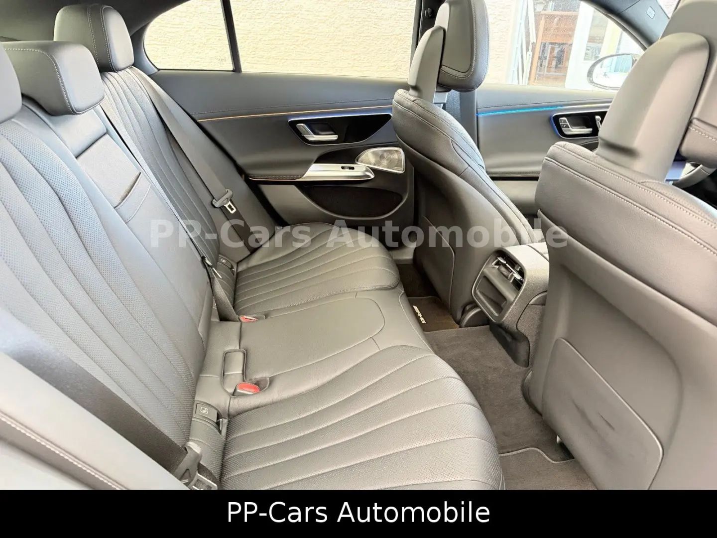 E 300 de AMG PREMIUM PANO Massage HaL HuD 4D Led