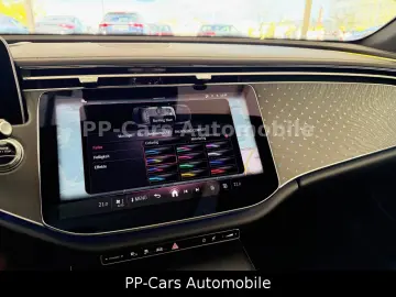 E 300 de AMG PREMIUM PANO Massage HaL HuD 4D Led