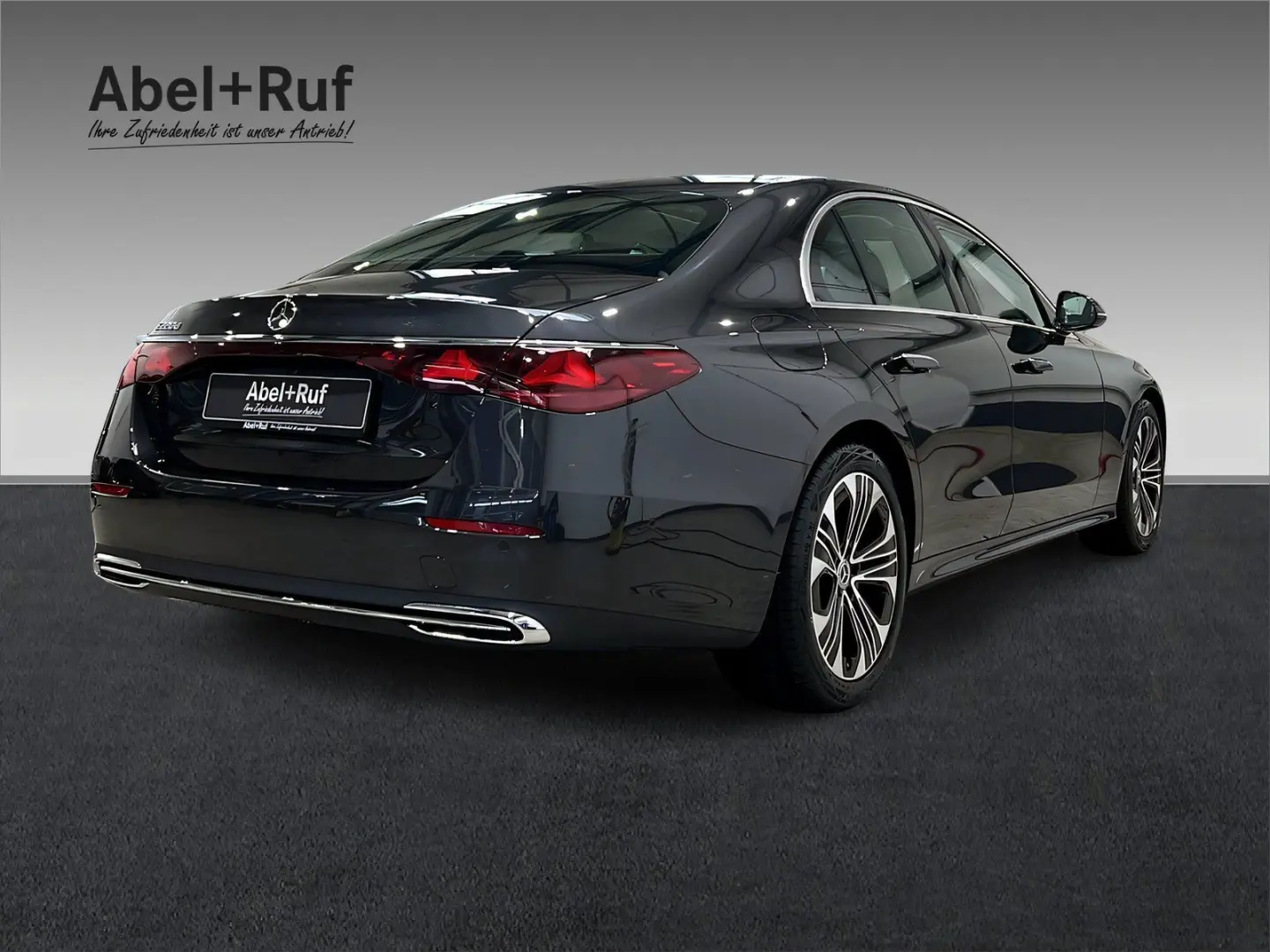 E 220 d AVANTGARDE LED Kamera CarPlay TotW LrHz