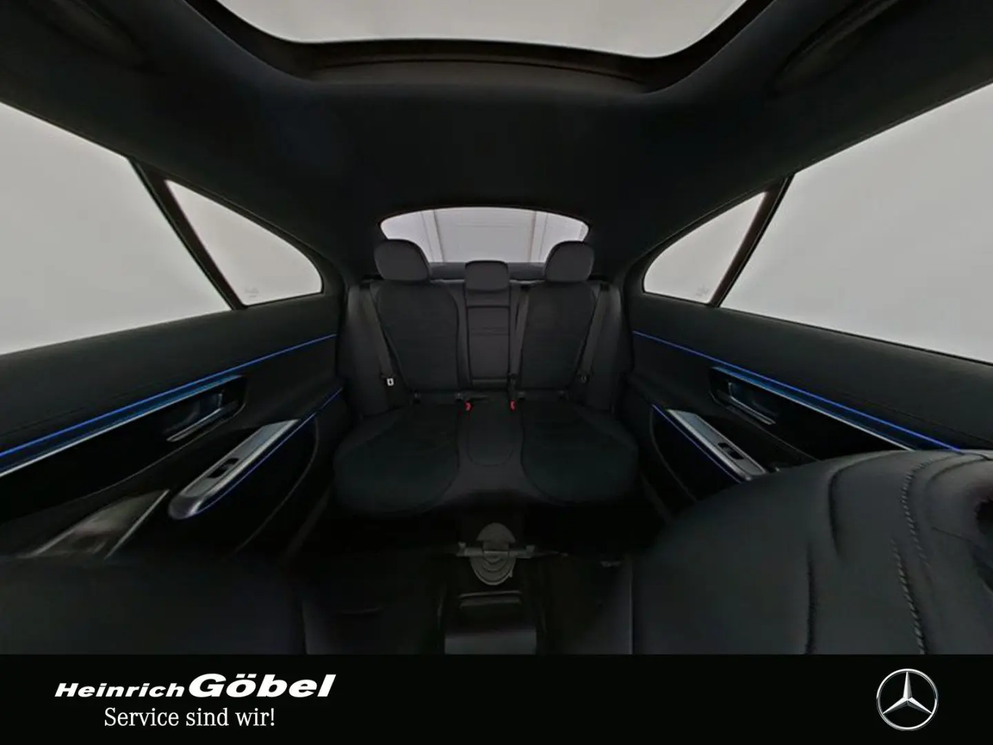 E 200 4M AMG PANO BURMESTER DIGITAL 360  MEMORY