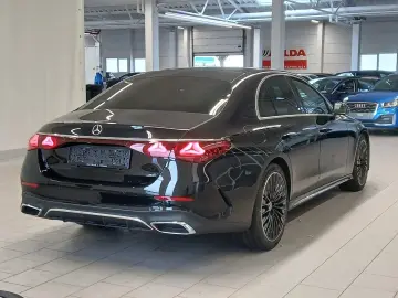 E 200 AMG Advanced PANO MBUX Superscreen Leder