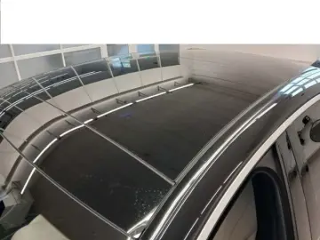 E 200 AMG Advanced PANO MBUX Superscreen Leder