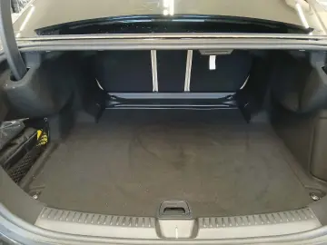 E 200 AMG Advanced PANO MBUX Superscreen Leder