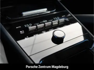 Cayenne E-Hybrid PANO PASM BOSE HD-MATRIX INNO