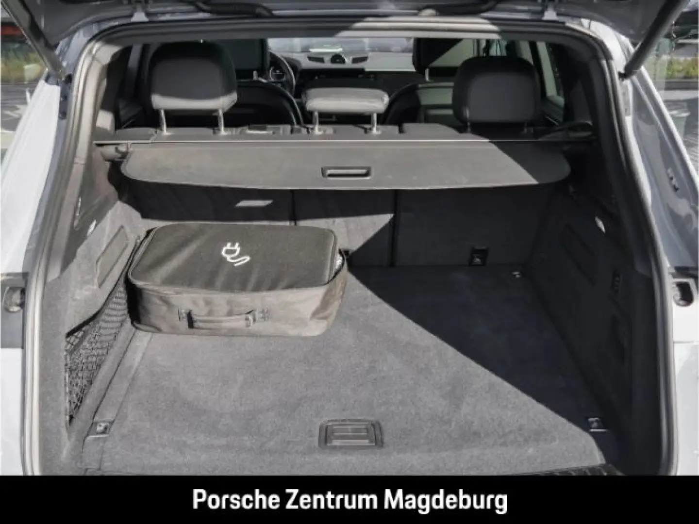 Cayenne E-Hybrid PANO PASM BOSE HD-MATRIX INNO