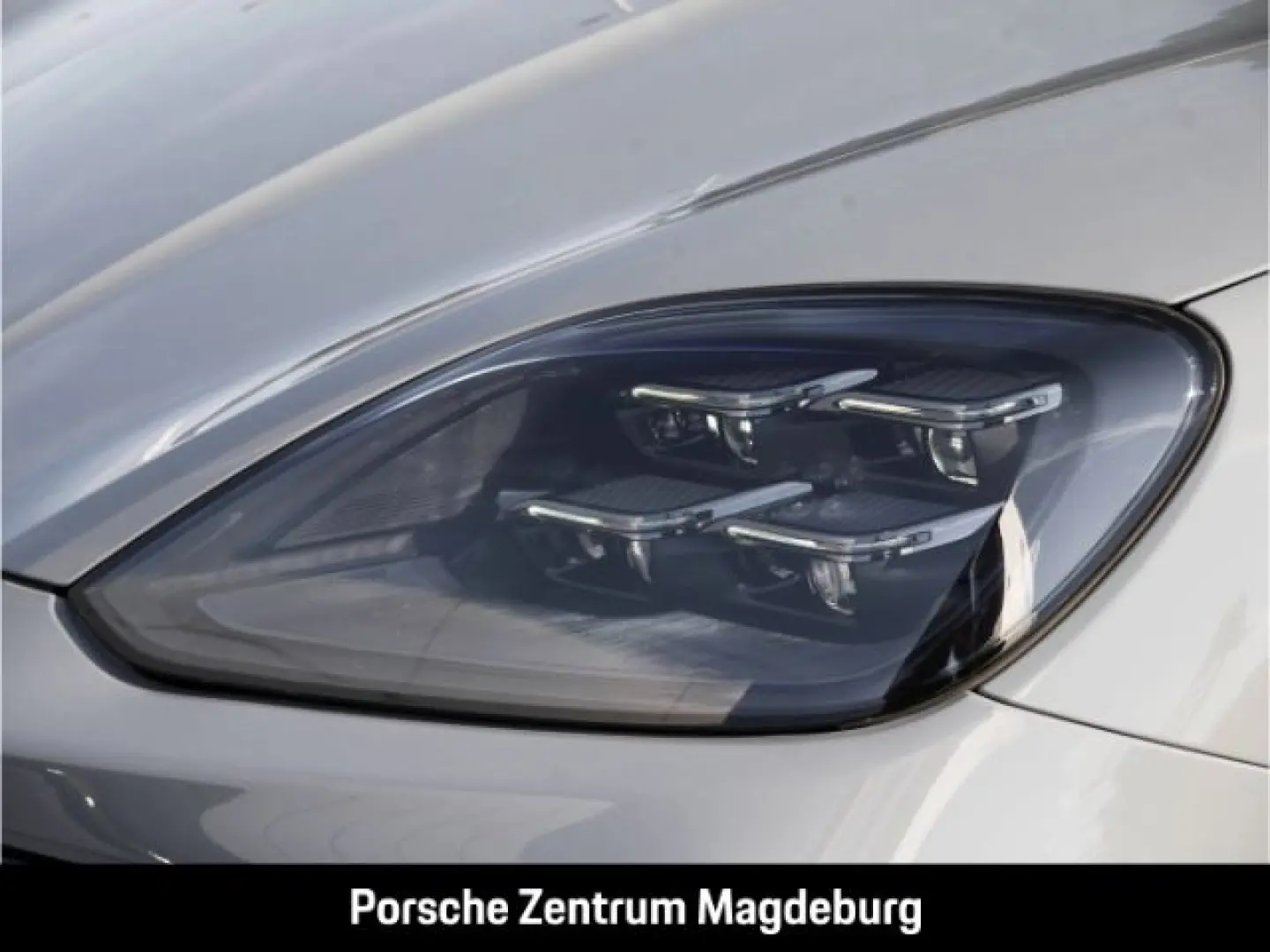 Cayenne E-Hybrid PANO PASM BOSE HD-MATRIX INNO