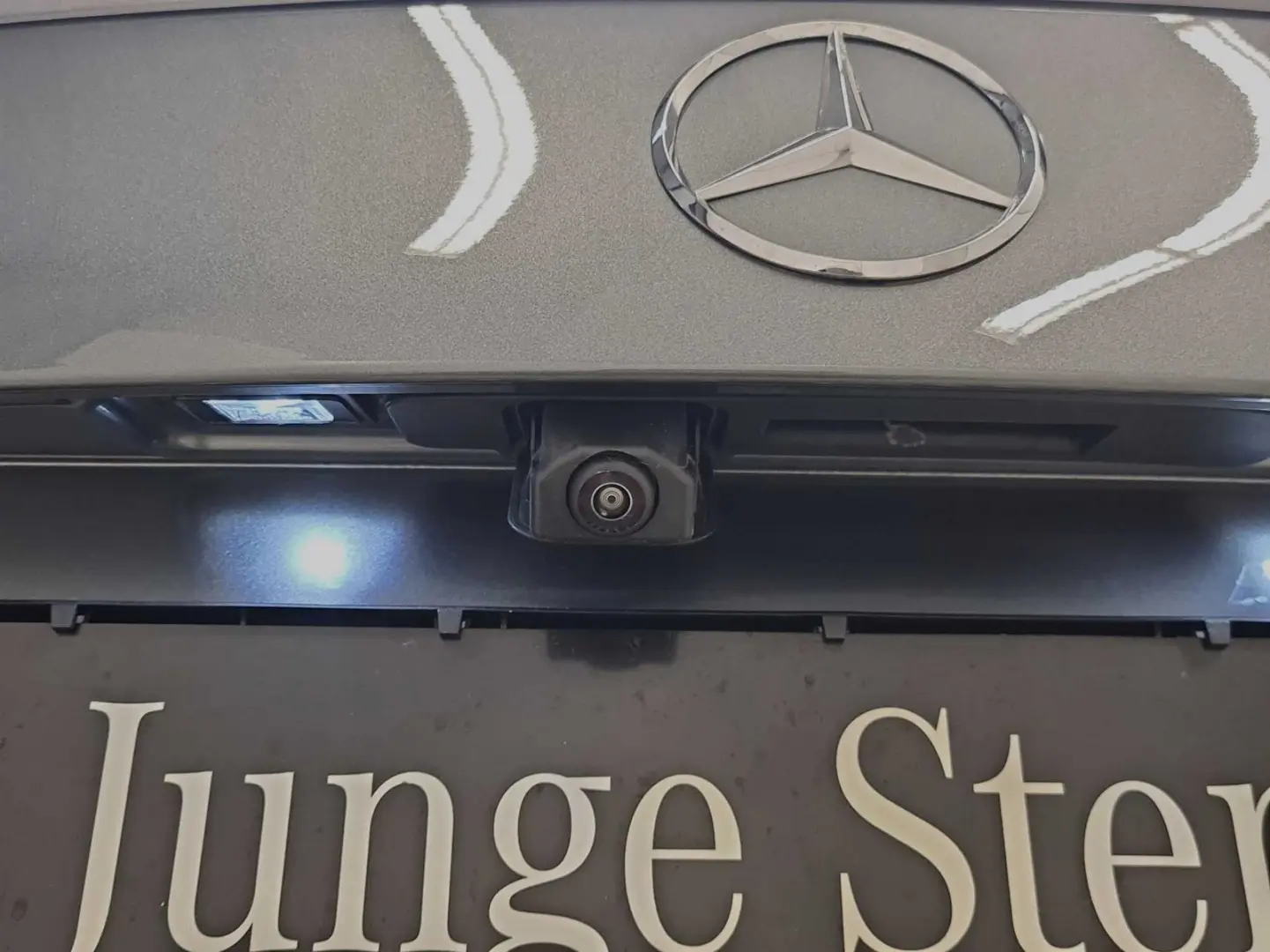 C 220 d AMG AHK Alarm SHZ Spurhalte Kamera 19