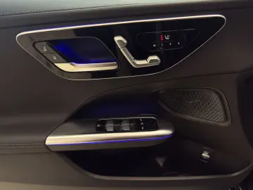 C 300 d AMG-PLUS 19  AHK NIGHT KeylessGO WinterP