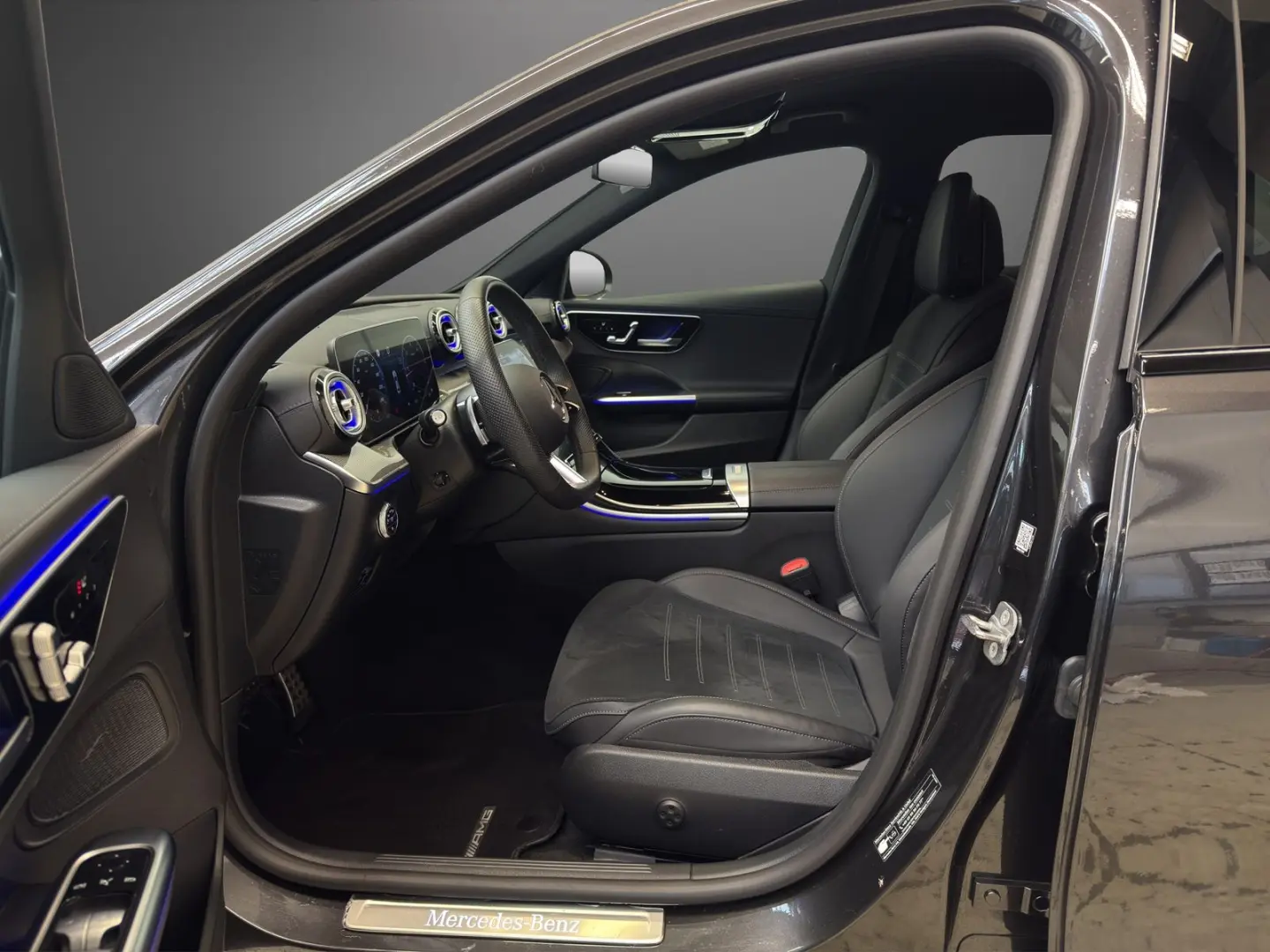 C 300 d AMG-PLUS 19  AHK NIGHT KeylessGO WinterP