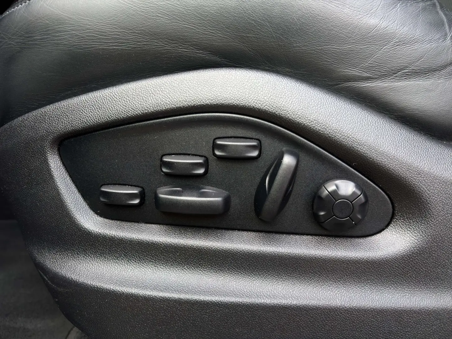 Cayenne E-Hybrid   SportDesign Paket   22-Zoll