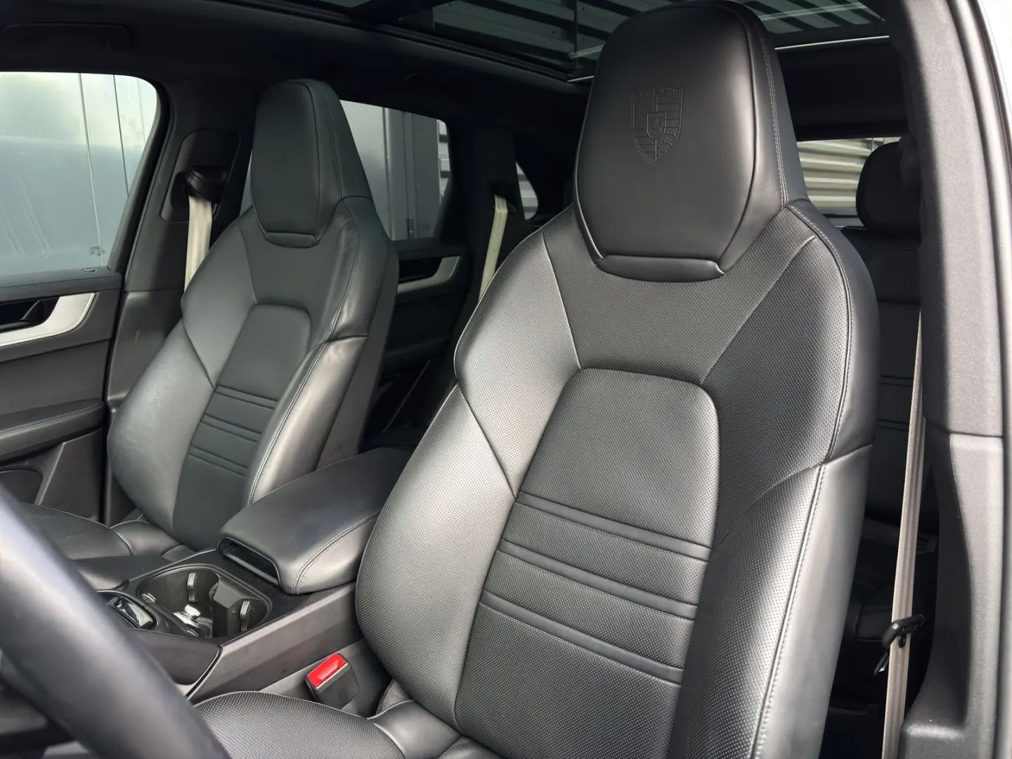 Cayenne E-Hybrid   SportDesign Paket   22-Zoll