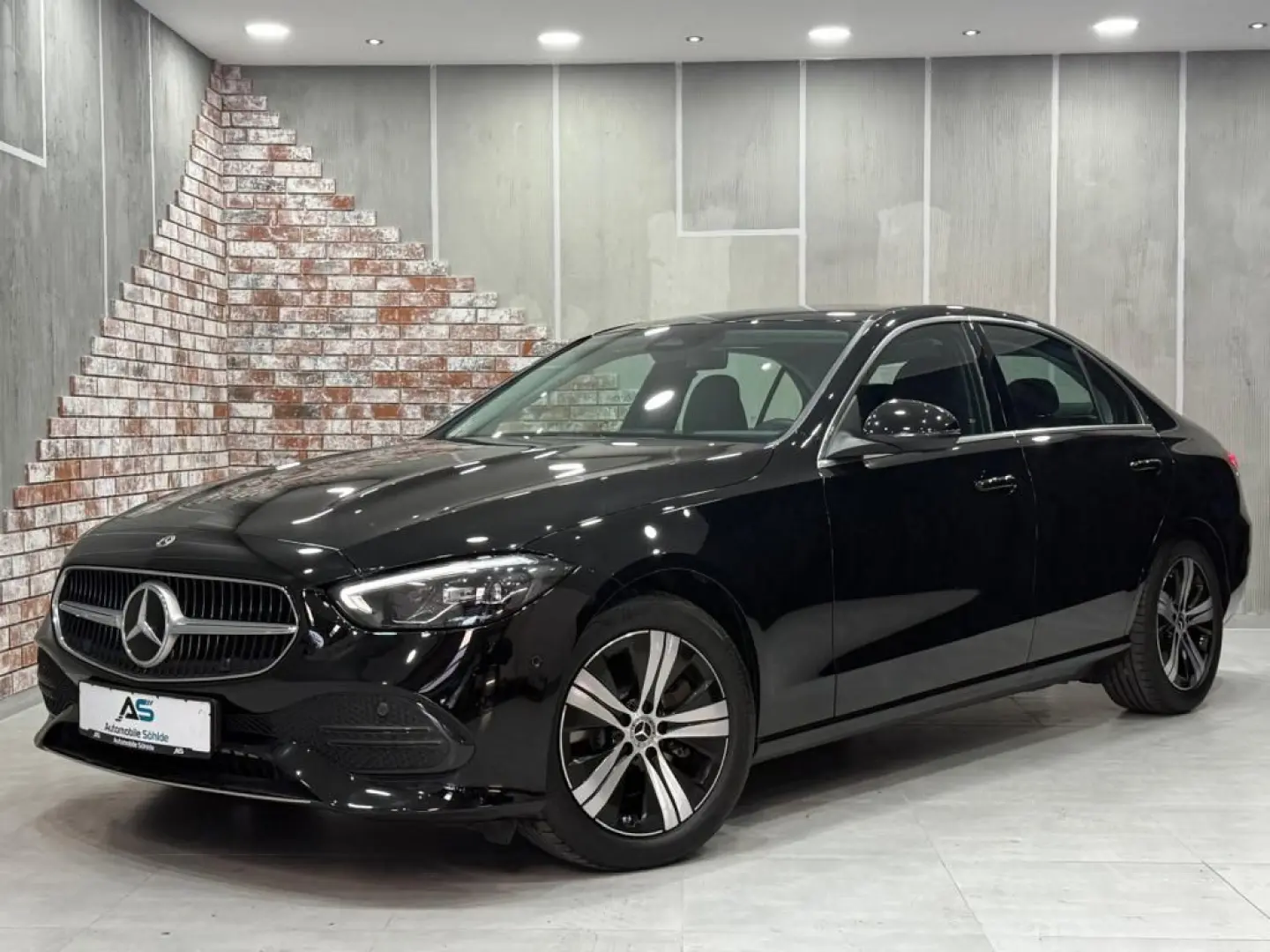 C 220 d Limousine 9G-Tronic Navi Leder LED AHK