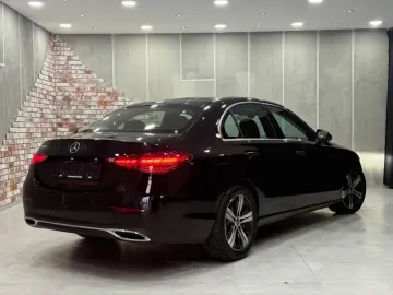 C 220 d Limousine 9G-Tronic Navi Leder LED AHK