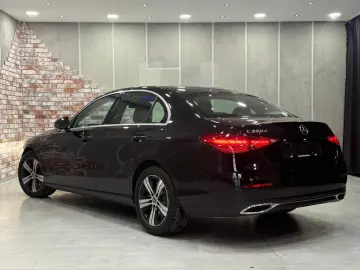 C 220 d Limousine 9G-Tronic Navi Leder LED AHK