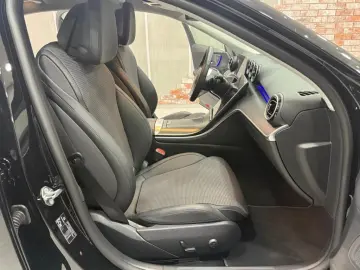 C 220 d Limousine 9G-Tronic Navi Leder LED AHK