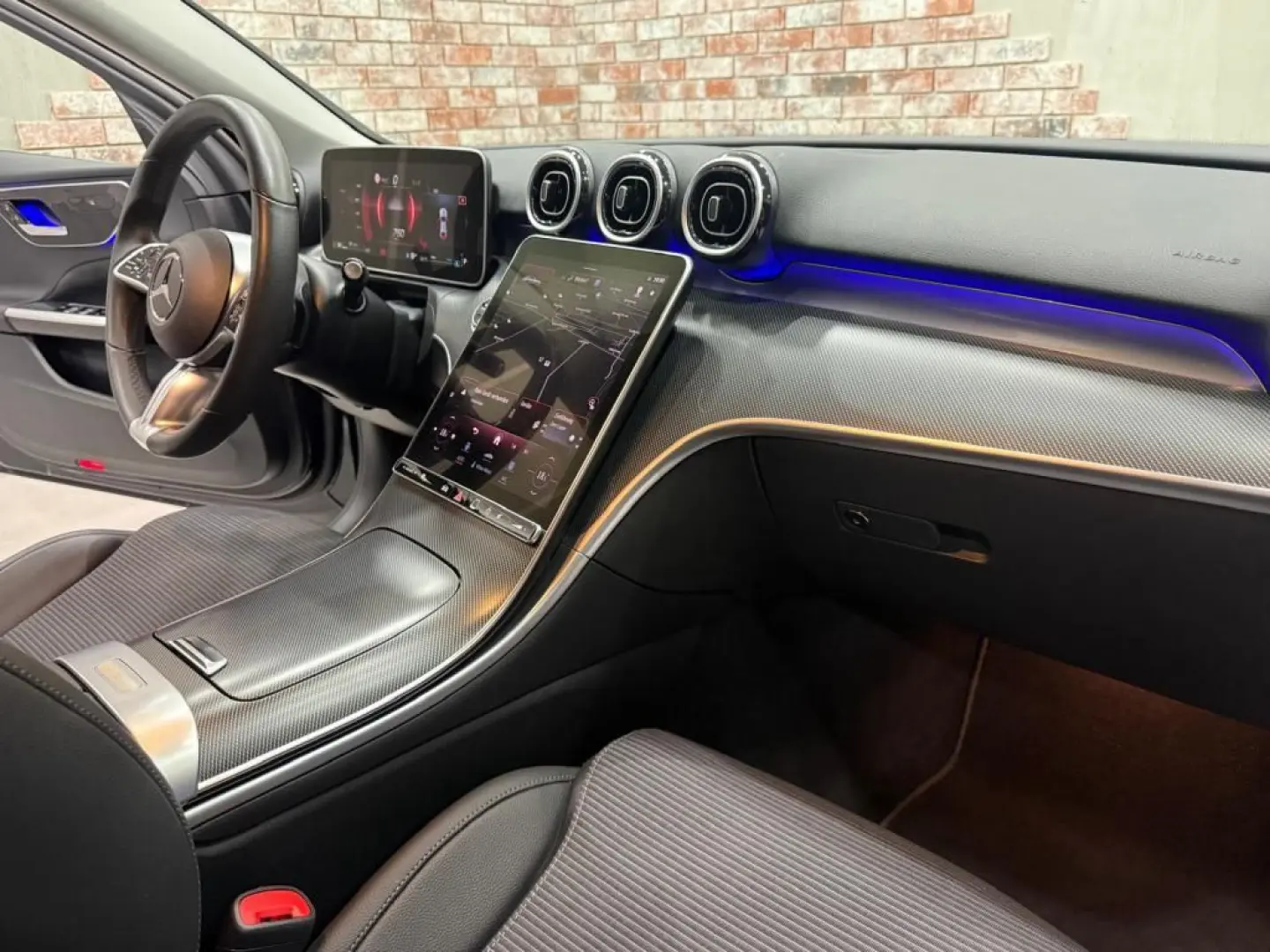 C 220 d Limousine 9G-Tronic Navi Leder LED AHK