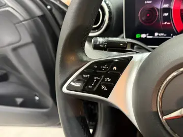 C 220 d Limousine 9G-Tronic Navi Leder LED AHK