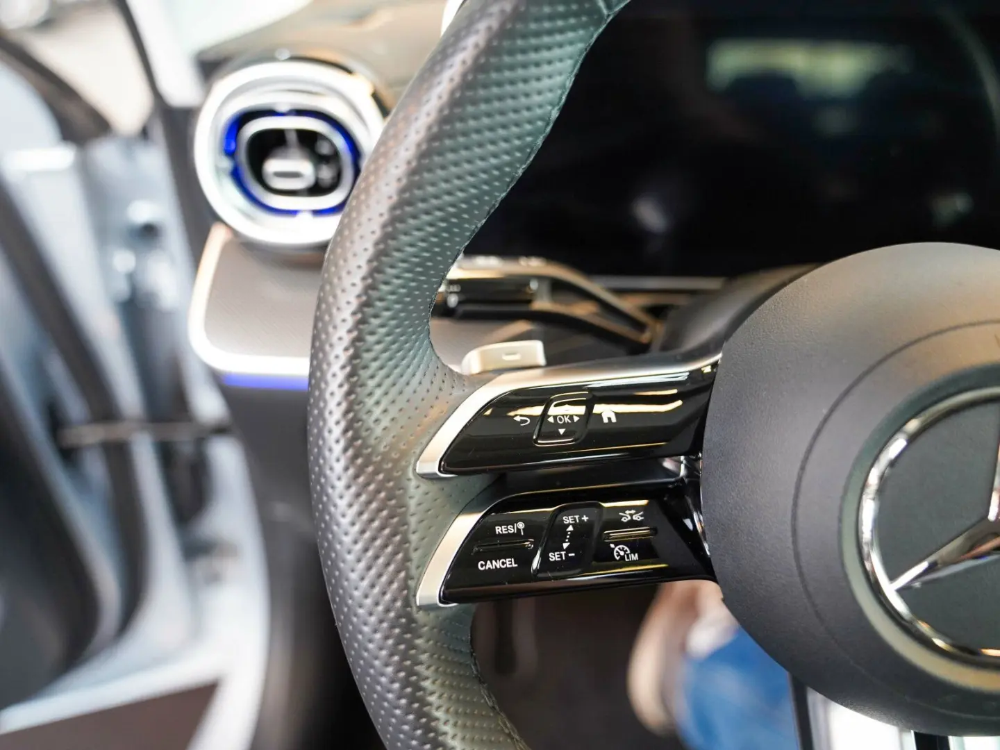 C 200 AMG Line Night Schiebedach Memory Kamera