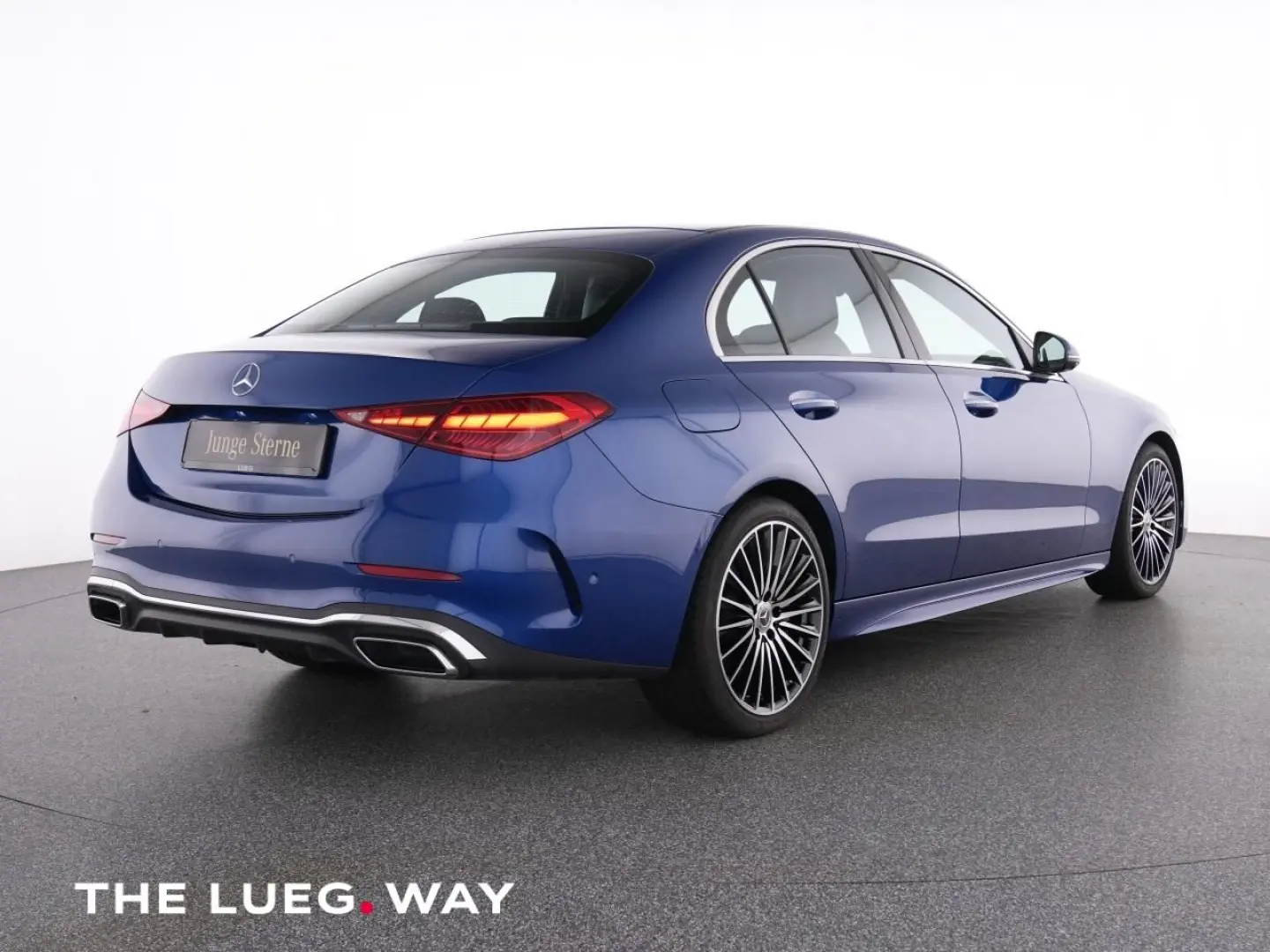 C 220 d AMG MBUX DLight AHK KeylGo Amb 360  19''