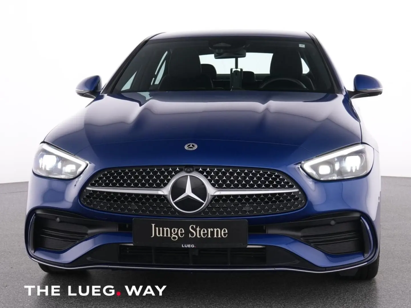 C 220 d AMG MBUX DLight AHK KeylGo Amb 360  19''