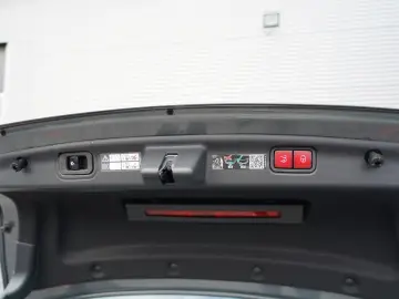 C220d 2x AMG PREMIUM  PANO HUD 360 AHK